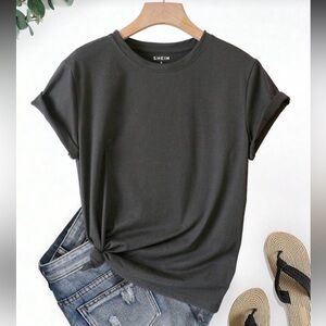 SHEIN Charcoal Gray Crewneck Tee – Casual Essential (L)